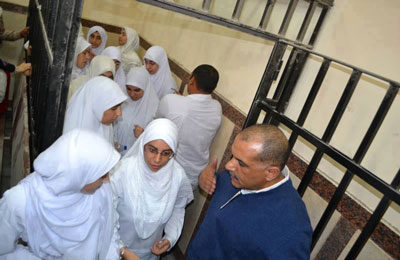 بالصور لحظة خروج فتيات 7 الصبح من السجن 28